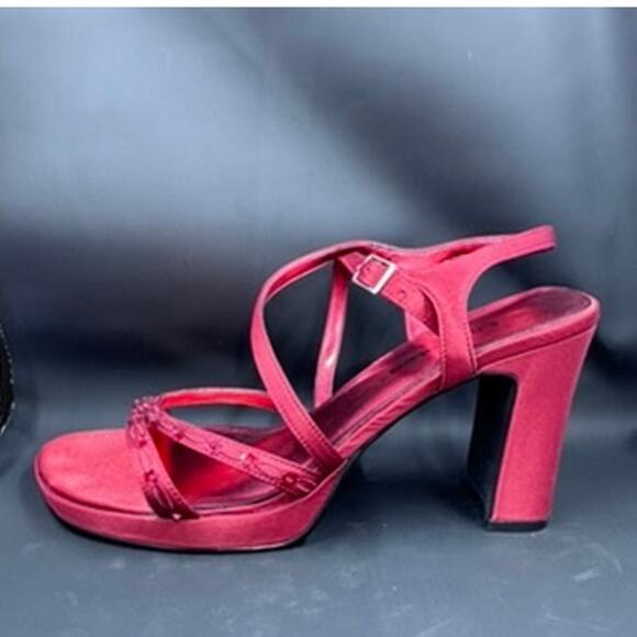 "UNLISTED" Strappy, Red, Chunky Heel, Bead Accents,Size 8,Dark Romance,Y2K,Dance - Picture 7 of 16